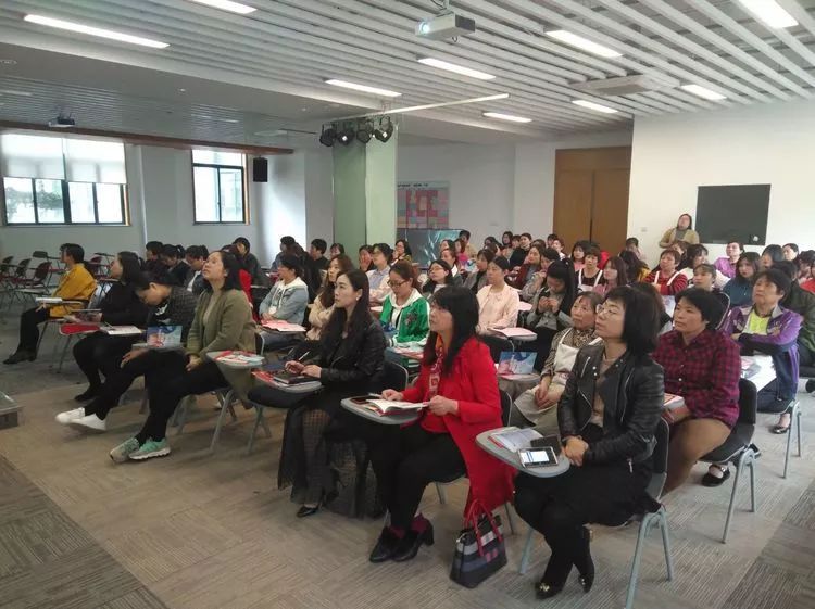 情系民企女職工，健康課堂暖人心——江東婦聯(lián)開展“健康課堂進企業(yè)”活動側記